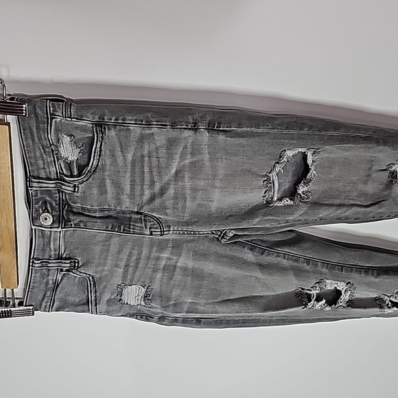 American Eagle gray distressed next level stretch size 0 super high rise jegging - Picture 2 of 8